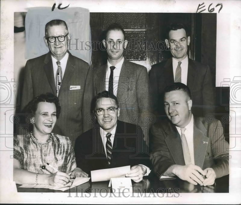 Load image into Gallery viewer, 1956 Press Photo New Orleans - Ernest Doerries &amp; Frank Cerniglia with Executives
