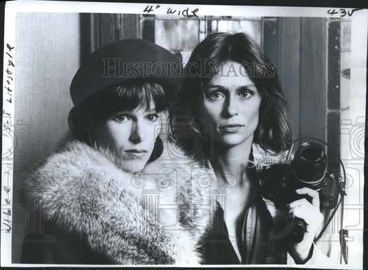 1977 Press Photo Geraldine Chaplin and Lauren Hutton, Scene from Welcome to L.A.