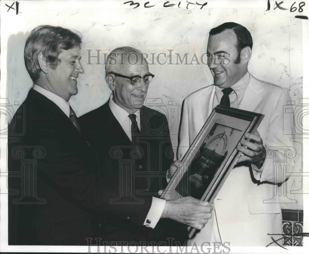 1972 Press Photo Sacred Heart Academy picture presented to Paul Charbonnet Sr.- Historic Images