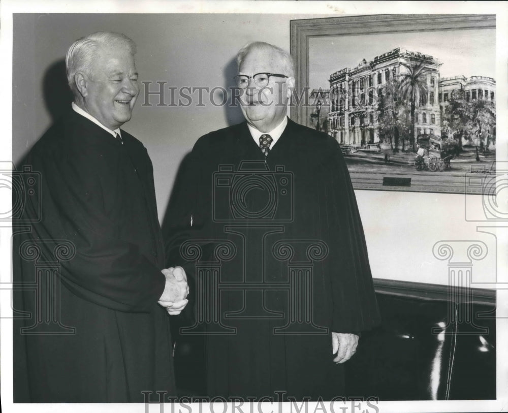 1972 Press Photo Judge Regan and Judge Chasez, Court of Appeals- Historic Images