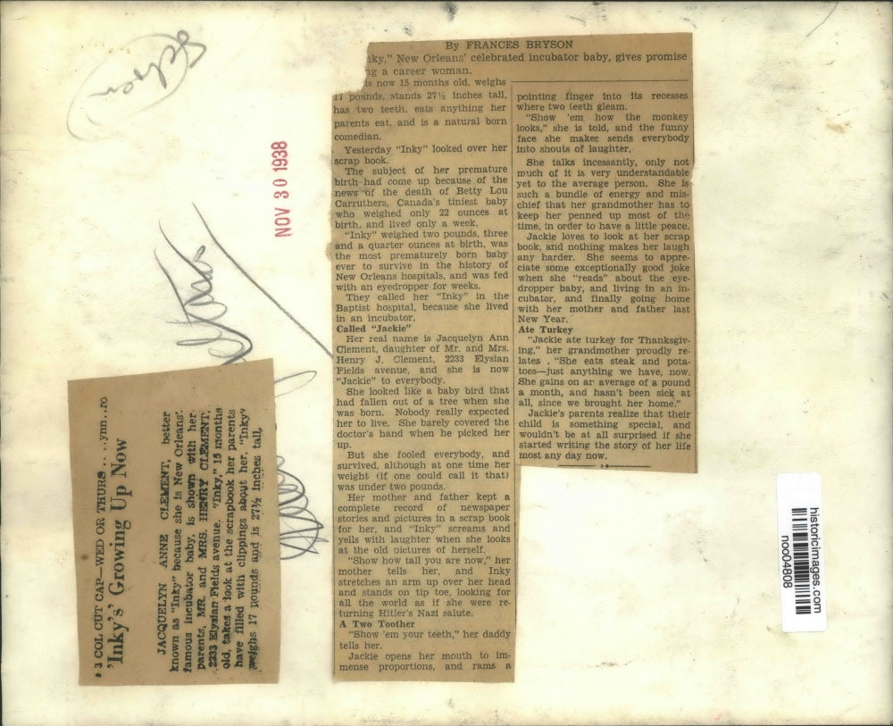 1938 Press Photo Jacquelyn Anne Clement with Parents at 15 months old, Inky