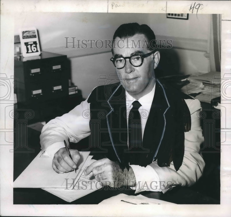 Load image into Gallery viewer, 1955 Press Photo J. Armond Cobb, president Federal Paint Company - noo04917

