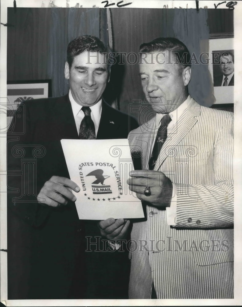 1971 Press Photo Carl C. Ulsaker and Paul V. Burke of U. S. Postal Service- Historic Images