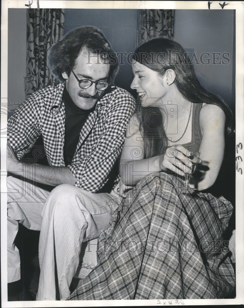 1974 Press Photo Martha Christian and Carr Garnett plan Sunday&#39;s performance- Historic Images