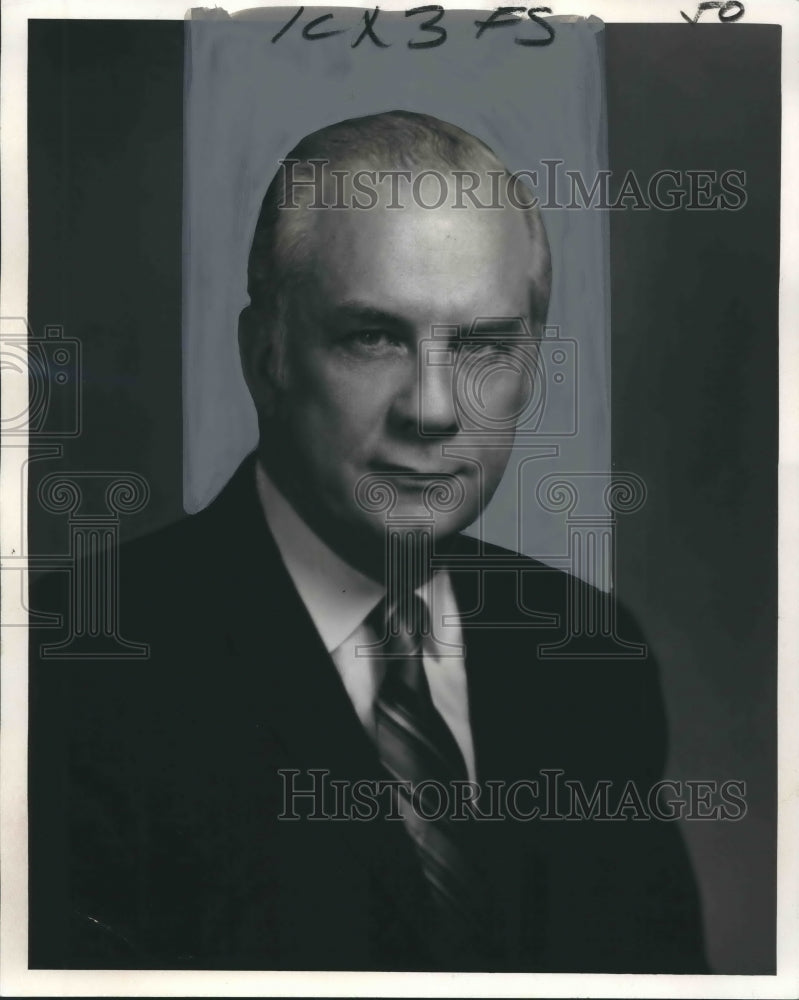 1975 Press Photo Pendennis Club of New Orleans President Clayton J. Charbonnet- Historic Images