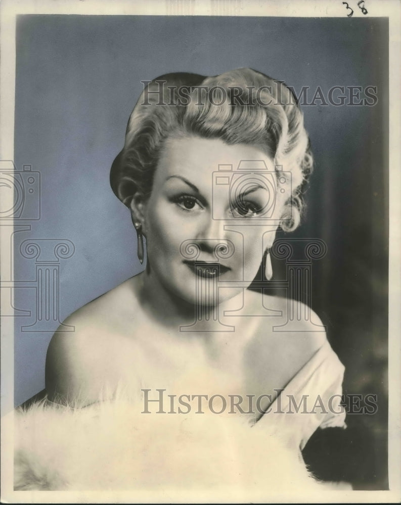 Load image into Gallery viewer, 1959 Press Photo Pianist Madalane Clemens - noo05637
