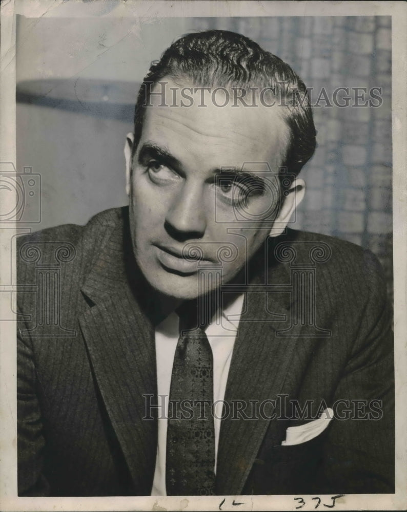 Load image into Gallery viewer, 1956 Press Photo Governor Frank Clement - noo05646
