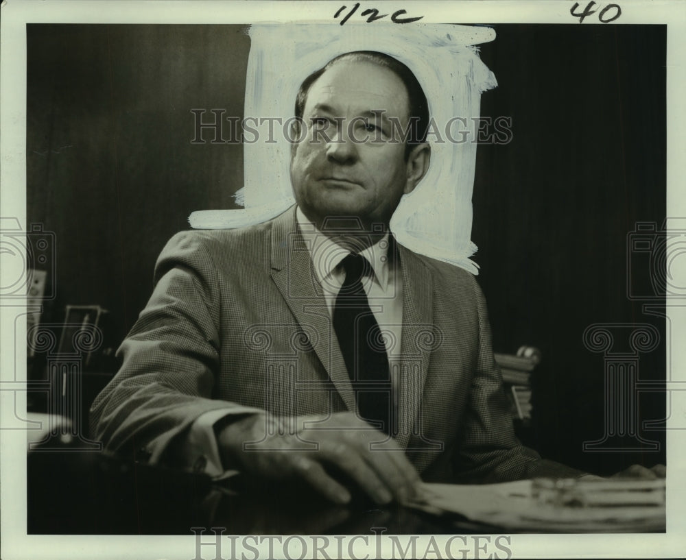 1971 Press Photo Lafayette Businessman E.J. Chatelain- Historic Images