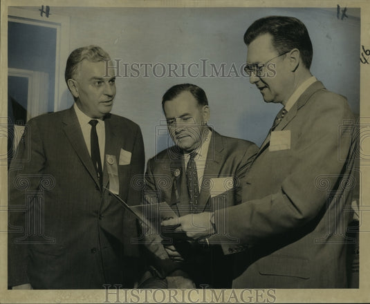 1959 Press Photo Southern Gas Association Convention Opens, Jung Hotel
