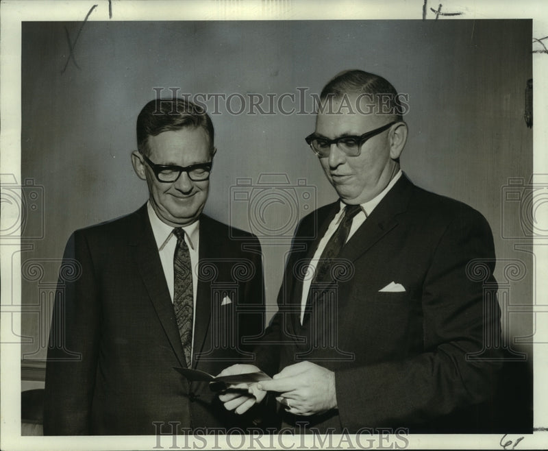 Load image into Gallery viewer, 1966 Press Photo Herman Lay presents a check to C.C. Clifton of Boy Scouts
