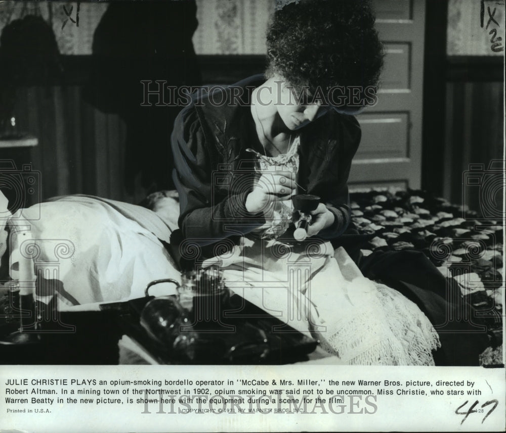1971 Press Photo Actress Julie Christie in Joy Theater's "McCabe & Mrs. Miller"