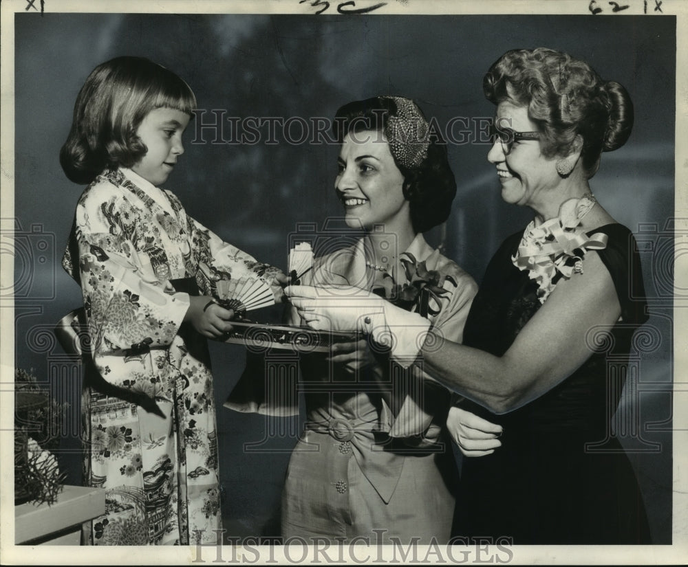 1961 Press Photo New Orleans Garden Society members at a party in Garden Center- Historic Images