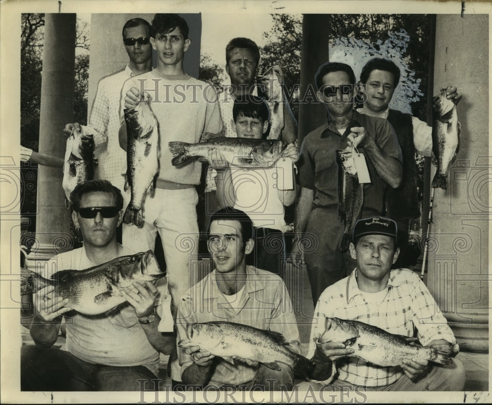 1970 Press Photo Winners in the 25th annual Big Bass Fishing Rodeo at City Park