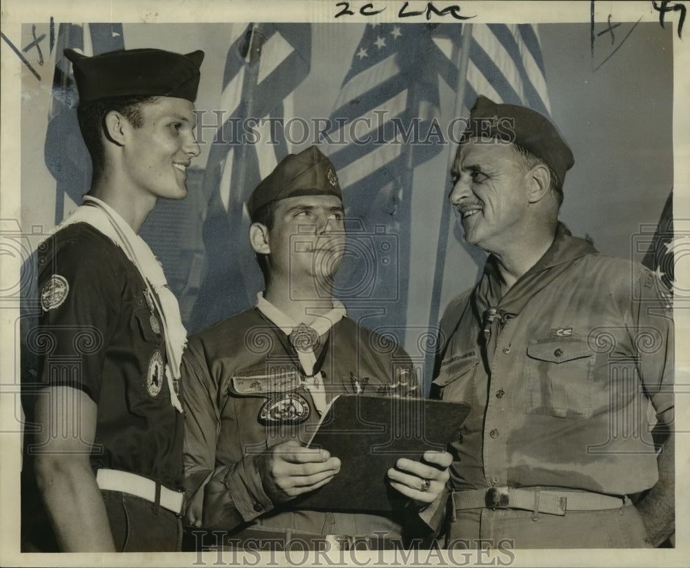  Press Photo Boy Scouts of the New Orleans Area Members Celebrate Flag Day- Historic Images