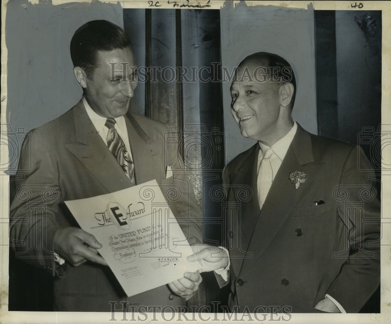 Load image into Gallery viewer, 1952 Press Photo United Fund award given to Woolworth Company branch.
