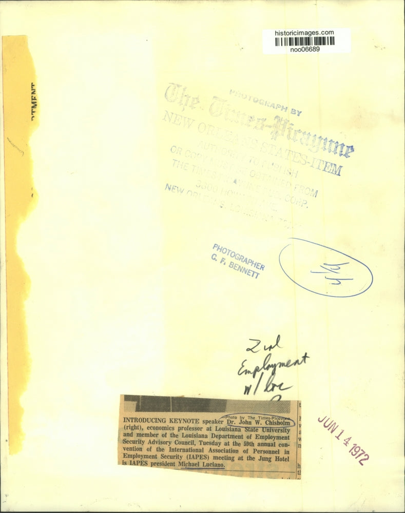 1972 Press Photo Dr. John W. Chisholm, speaker, IAPES convention, Jung Hotel