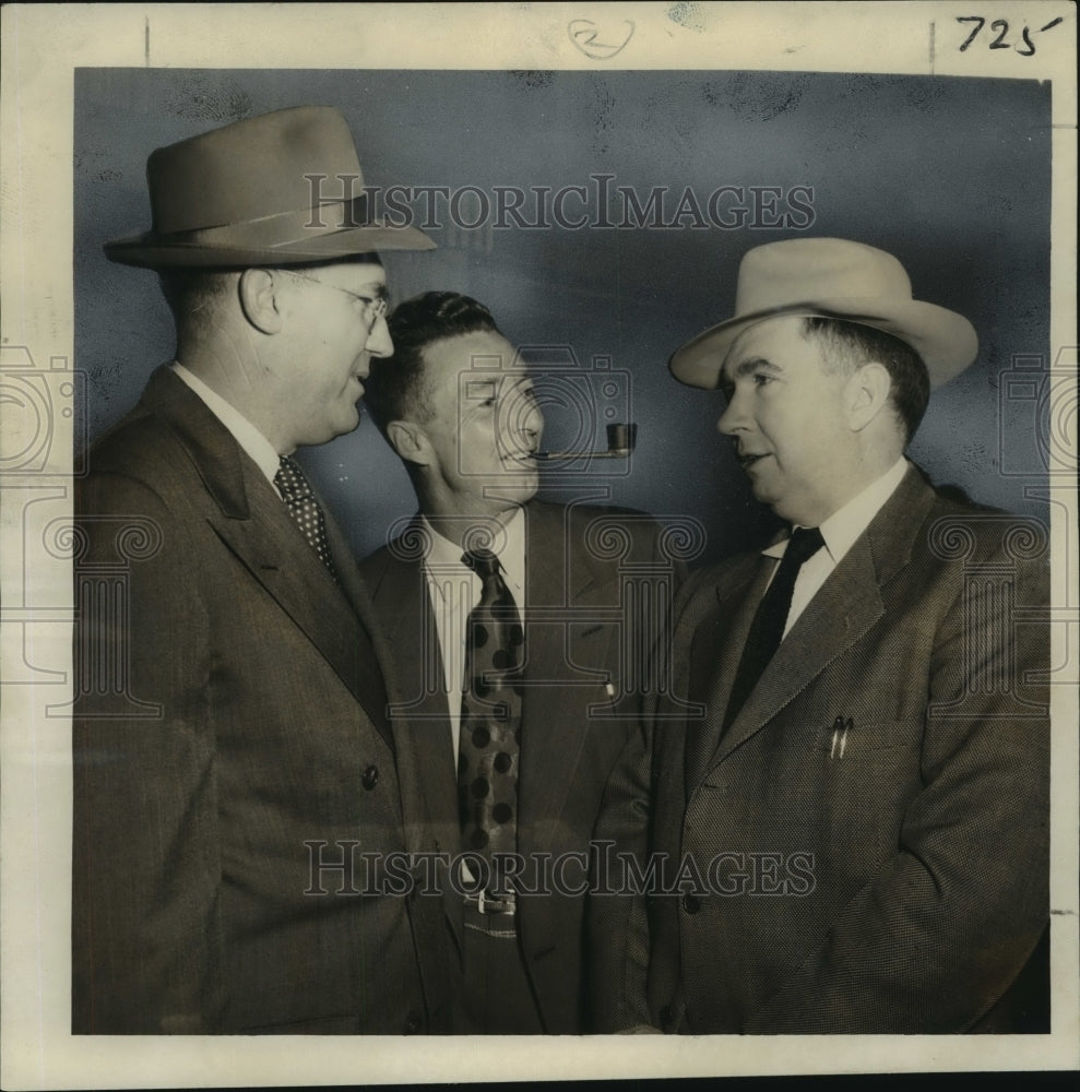 1952 Press Photo Businessmen - Delegates Meet at Eleanor McMain Jr. High School