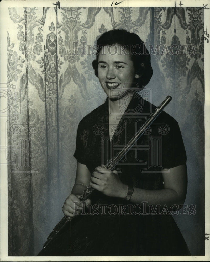 Load image into Gallery viewer, 1959 Press Photo Musician - Flutist Jan Cole - noo06739
