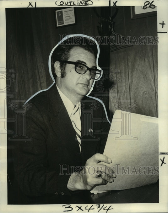 1976 Press Photo Joe Culotta, host of "Let's Talk It Over" WTIX radio show- Historic Images