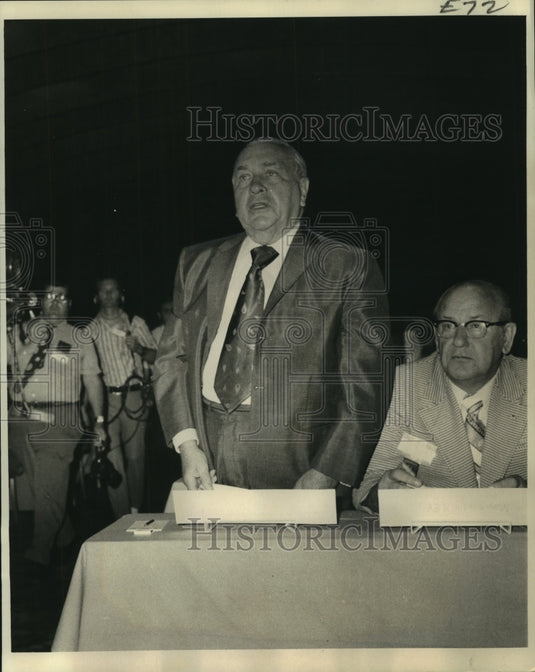 1972 Press Photo Lawrence O'Brien & Mayor Richard Daley at Mayors Conference- Historic Images