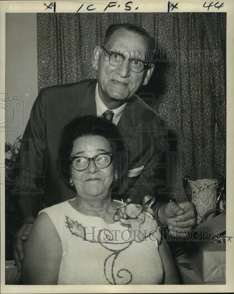 Load image into Gallery viewer, 1969 Press Photo Mr. and Mrs. E. F. D'Arensbourg Celebrate 50th Anniversary
