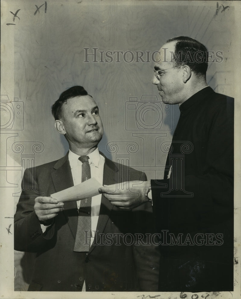 Load image into Gallery viewer, 1957 Press Photo Cor Jesu Parent's Club president John Cullen presents a check
