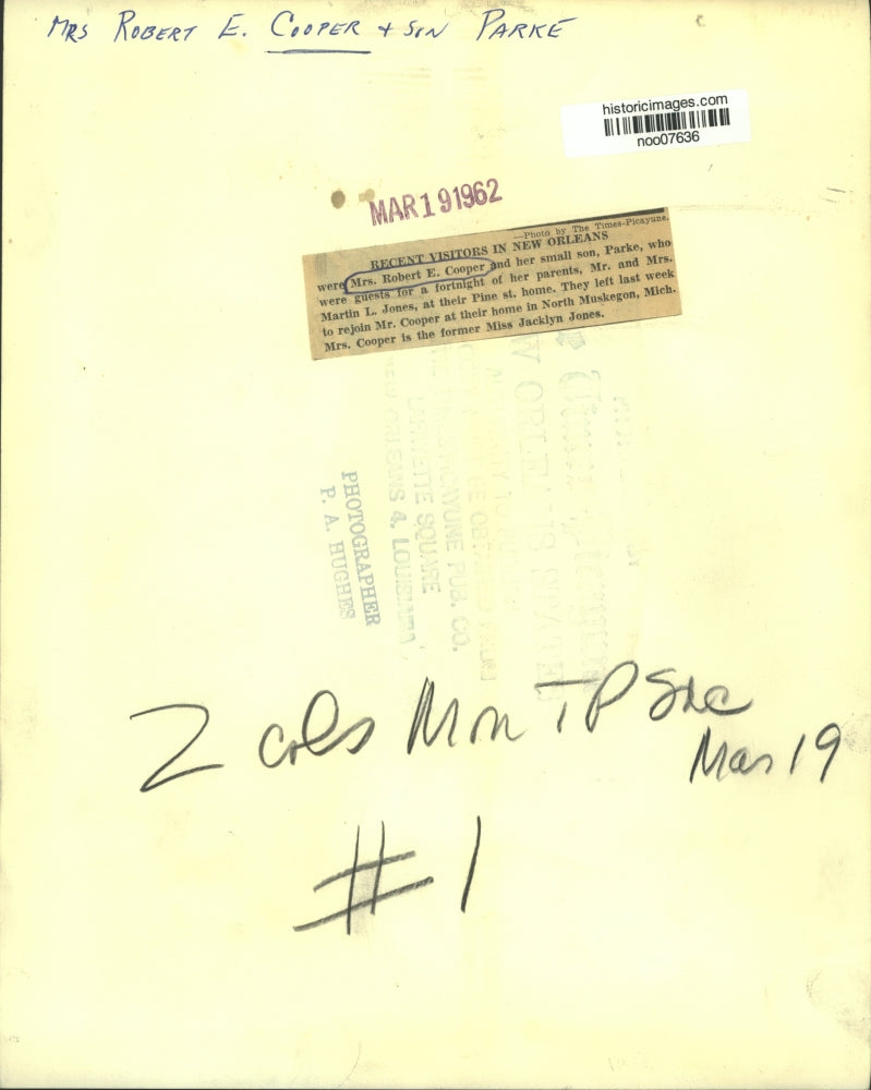 1962 Press Photo Mrs. Robert E. Cooper and her son Parke visited New Orleans