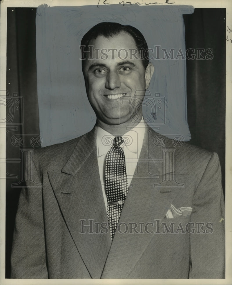 Load image into Gallery viewer, 1954 Press Photo Clark Cosse - noo07909
