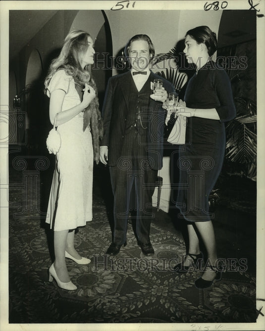1973 Press Photo Grace Kelly, Nathaniel Crulkshank and C.D. Fitzsimmons at party- Historic Images