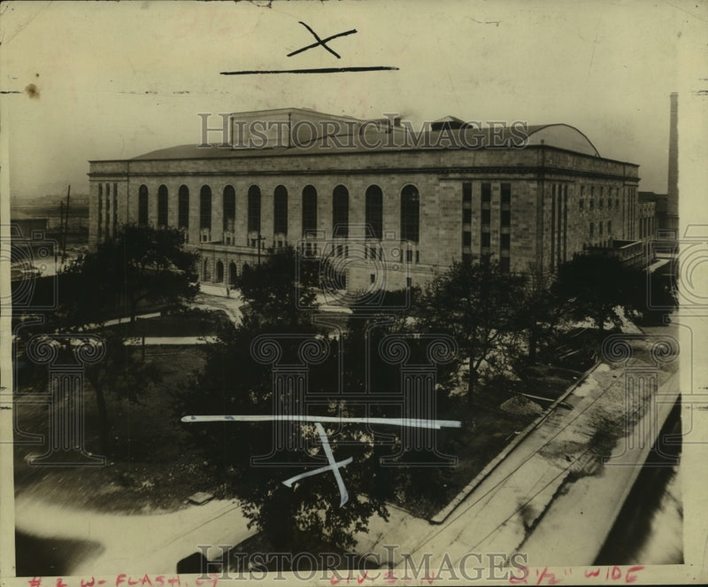 Load image into Gallery viewer, 1937 Press Photo Municipal Auditorium in New Orleans, Louisiana - noo08393
