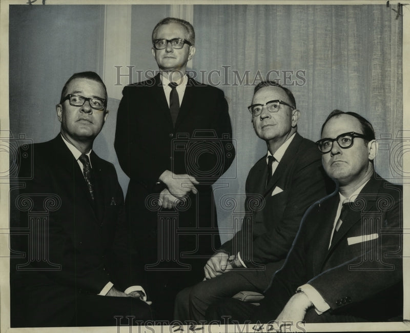 Load image into Gallery viewer, 1960 Press Photo Officers of Staff of Southern Baptist Hospital were installed
