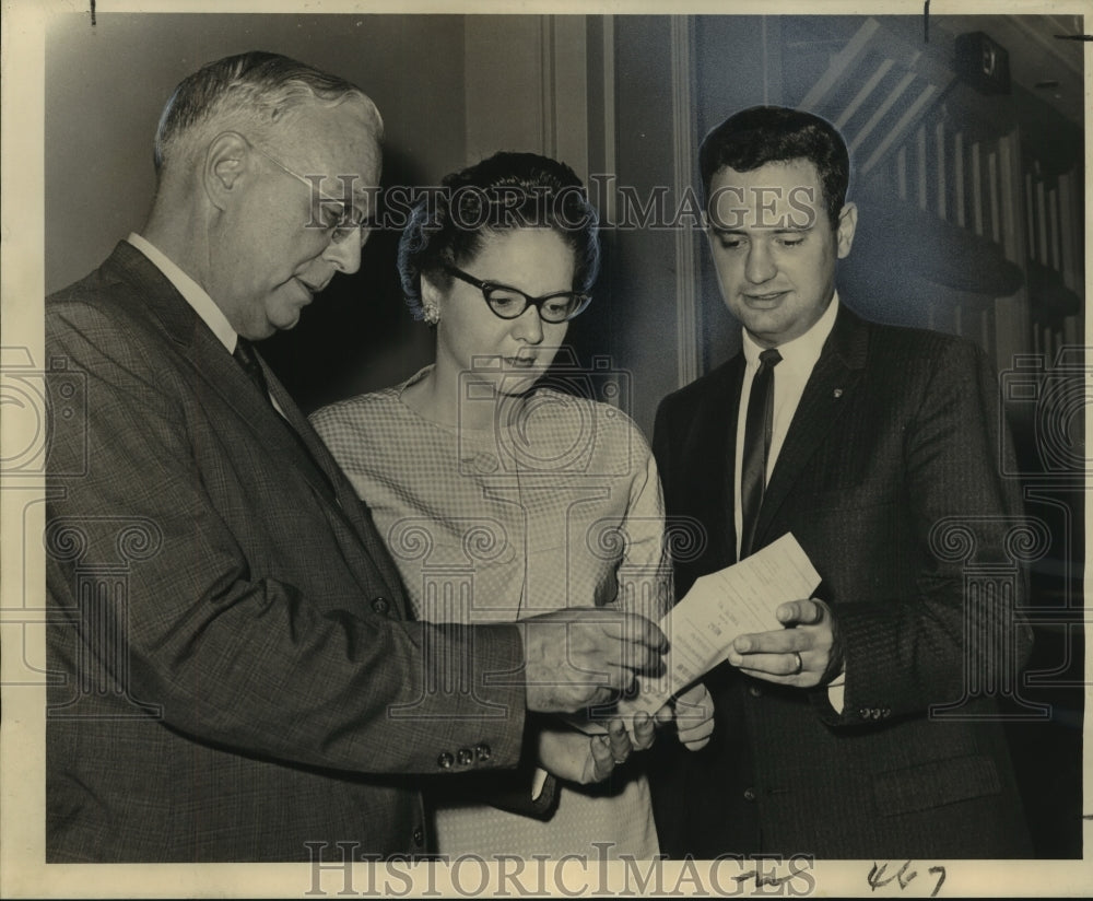 1961 Press Photo Young Women&#39;s Christian Association convention participants