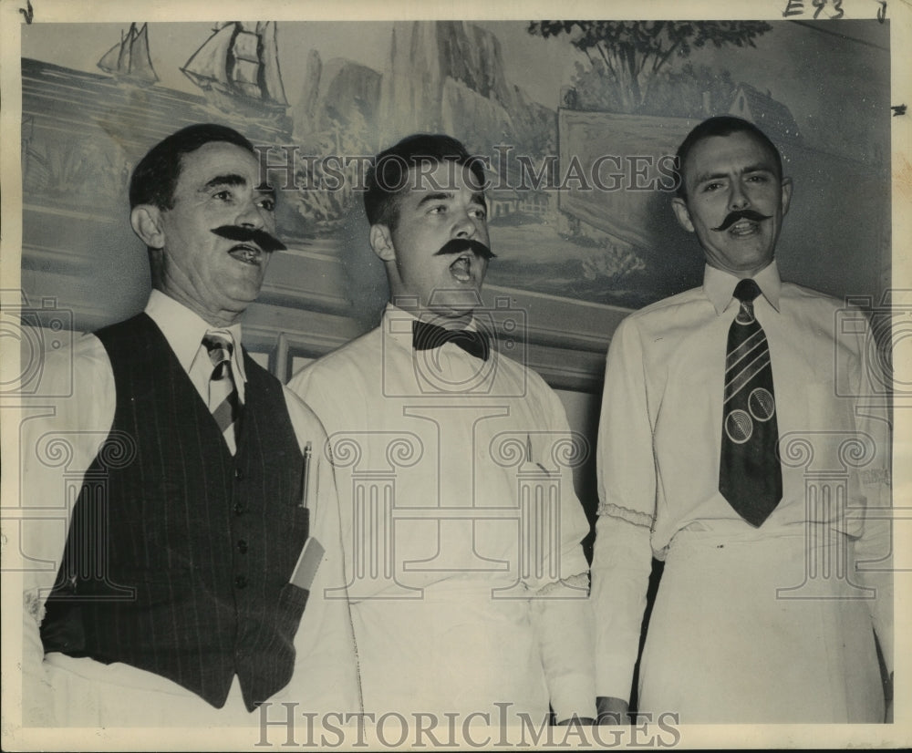 1949 Press Photo Singing Waiters Perform Melodrama "The Drunkard" - noo09187