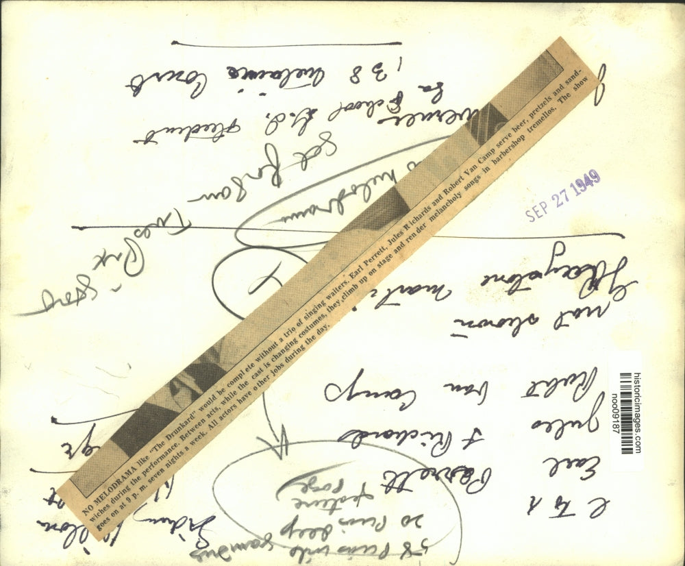 1949 Press Photo Singing Waiters Perform Melodrama "The Drunkard" - noo09187