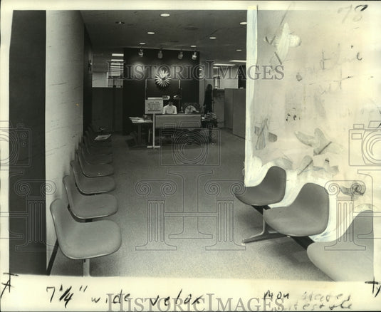 1974 Press Photo Ninth floor of the City Hall modern surroundings- Historic Images