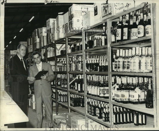 1967 Press Photo Mac J. Casse and Sam S. Clarke, Glazer's Wholesale Drug Company