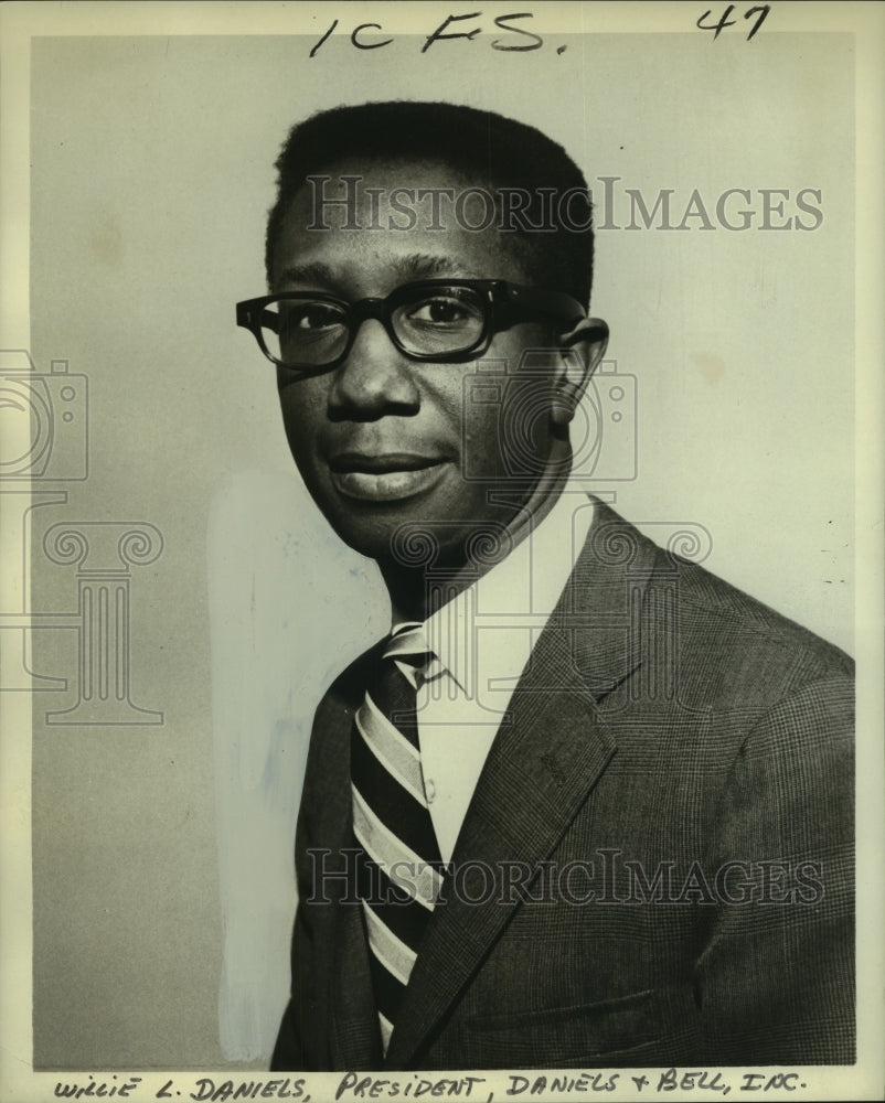 1972 Press Photo Willie L. Daniels, President of Daniels and Bell Incorporated- Historic Images