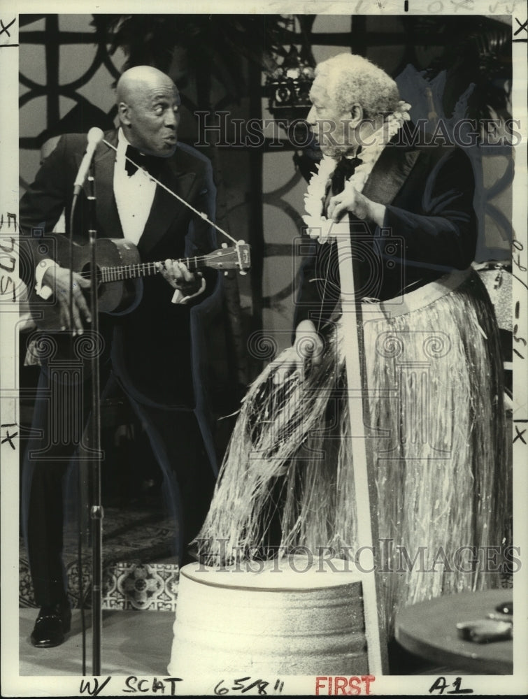 1975 Press Photo Scat Man Crothers and Redd Foxx on Sanford and Son Show- Historic Images