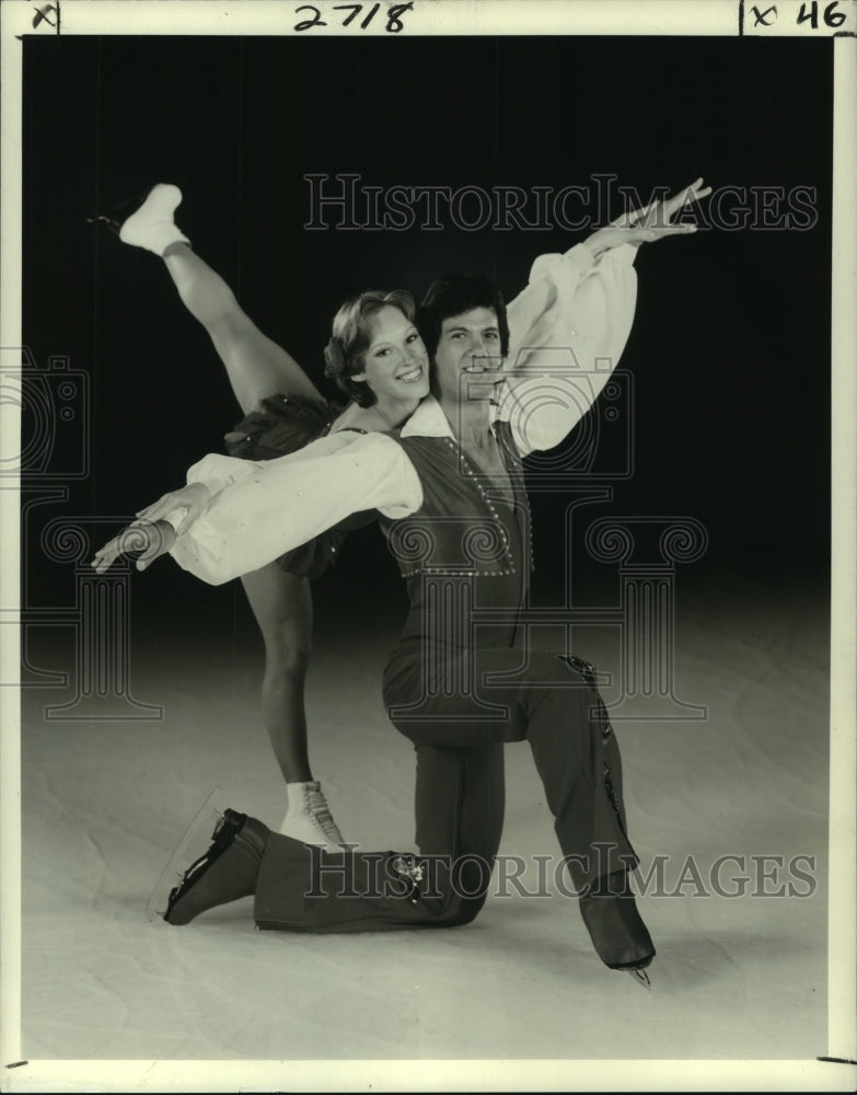 1979 Press Photo Holiday On Ice Canadian Pair Skaters- Historic Images
