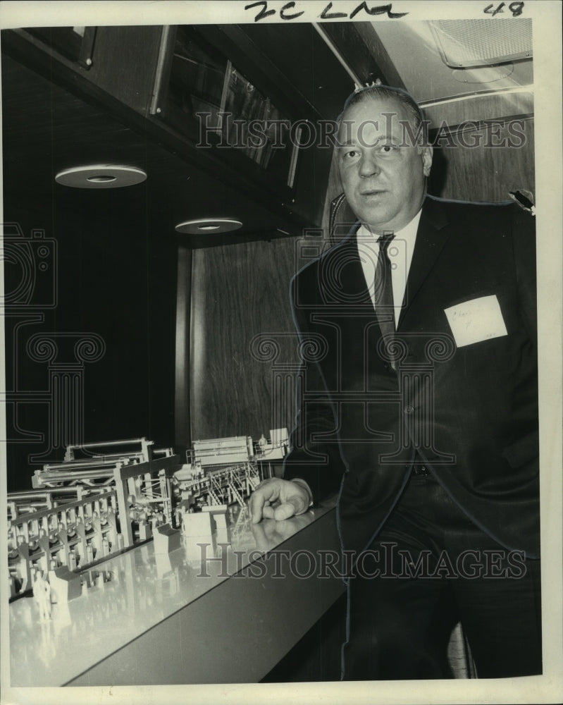1968 Press Photo Zimler at Event - noo09577