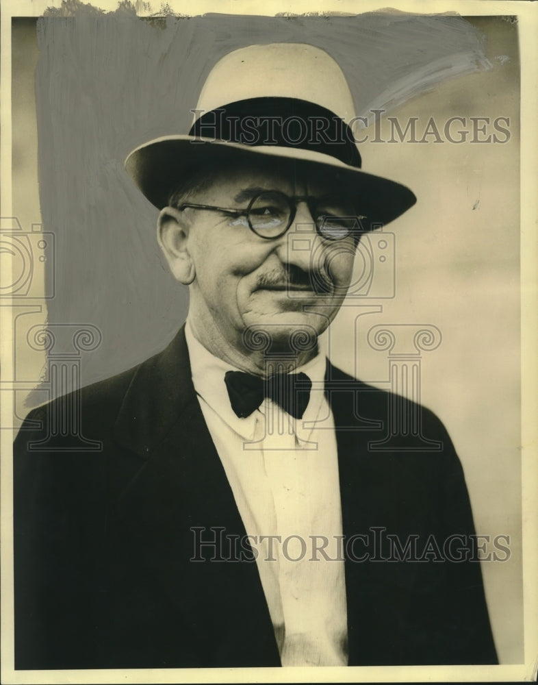 1934 Press Photo Captain Gabriel H.W. Doose of Algiers - noo10137