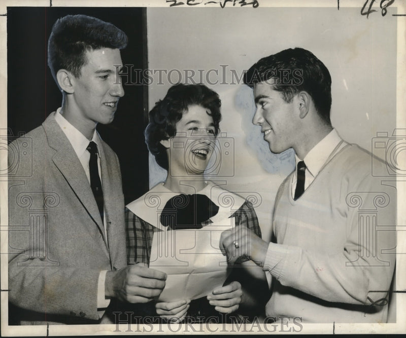 Load image into Gallery viewer, 1960 Press Photo Winners in piano in the Junior Philharmonic Society auditions
