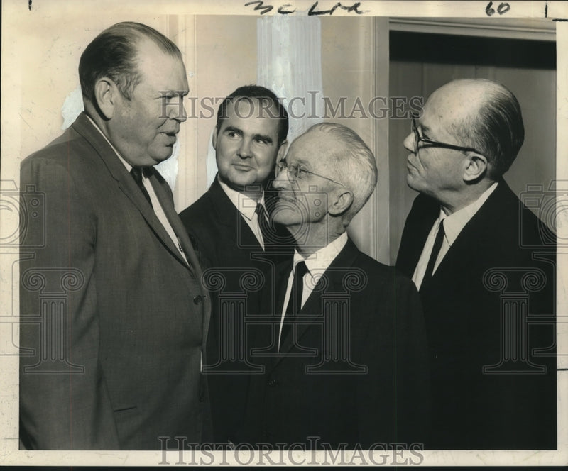 Load image into Gallery viewer, 1966 Press Photo Education, Council of Chief State School Officers banquet

