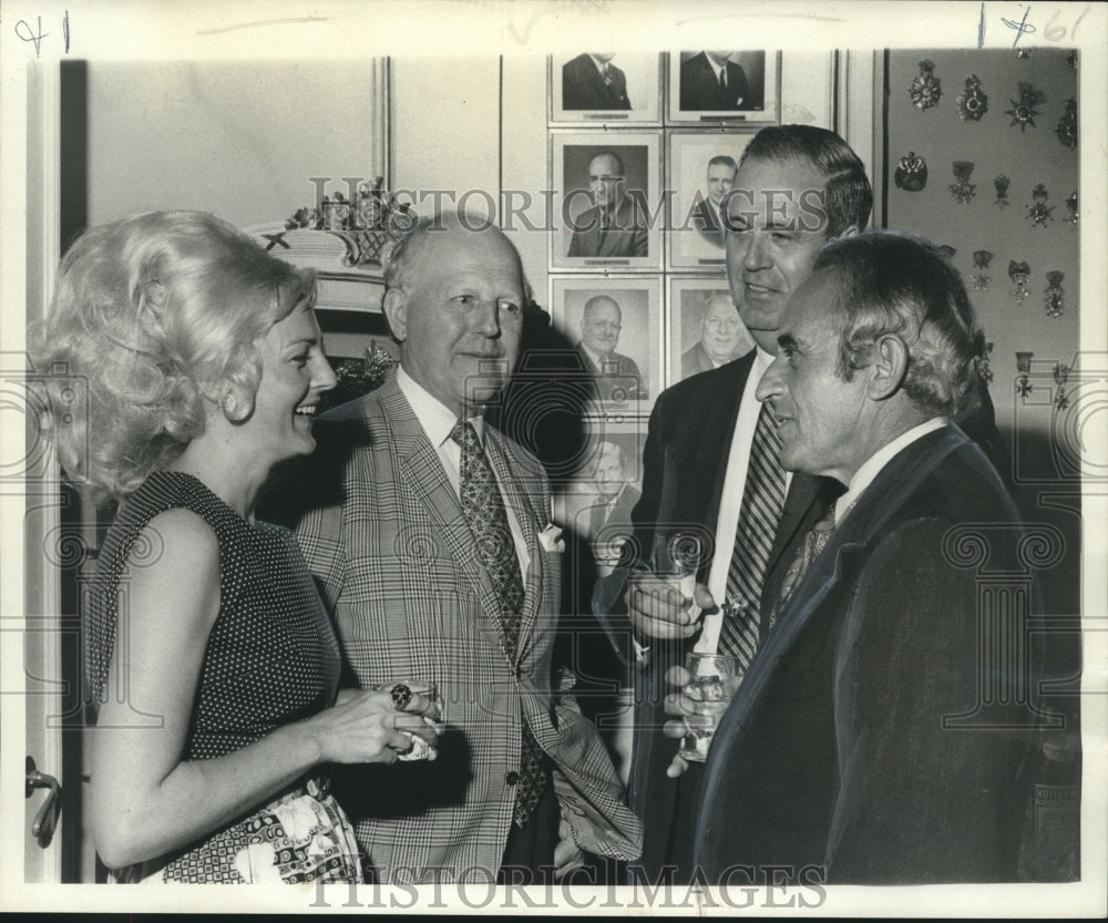 1979 Press Photo Socialites - Jane Pray Hosts Dinner Party for Commissioner - Historic Images