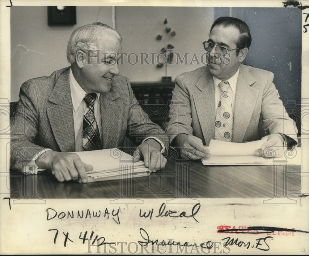 1976 Press Photo Do Donnaway of New Orleans Association of Life Underwriters