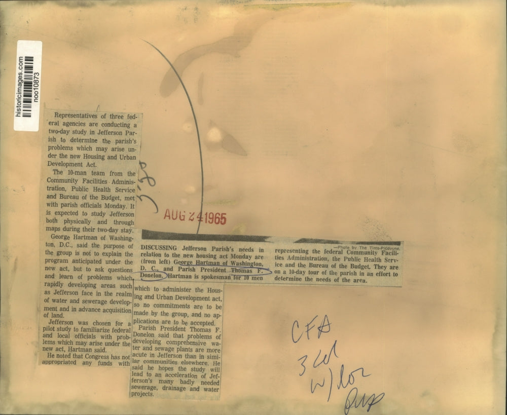 1965 Press Photo George Hartman & Thomas Donelon discuss new housing needs