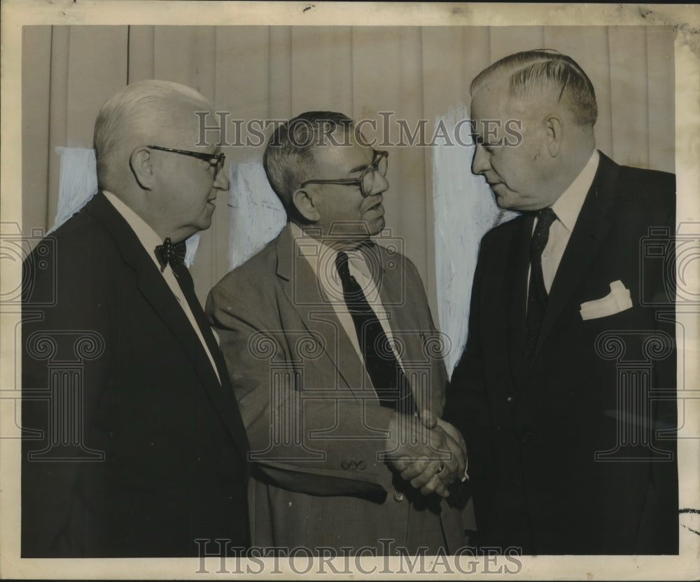 1957 Press Photo Guests at Testimonial Dinner for Lawrence di Benedetto