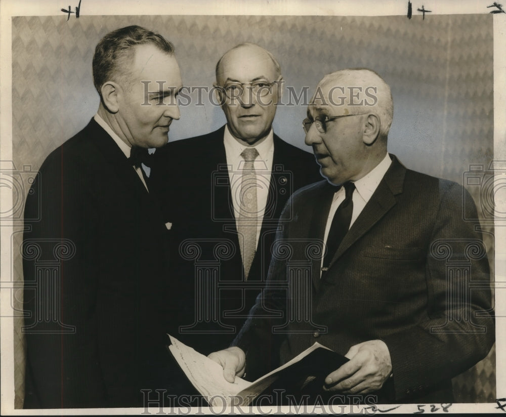 1960 Press Photo Speakers at the Louisiana Dental Association convention
