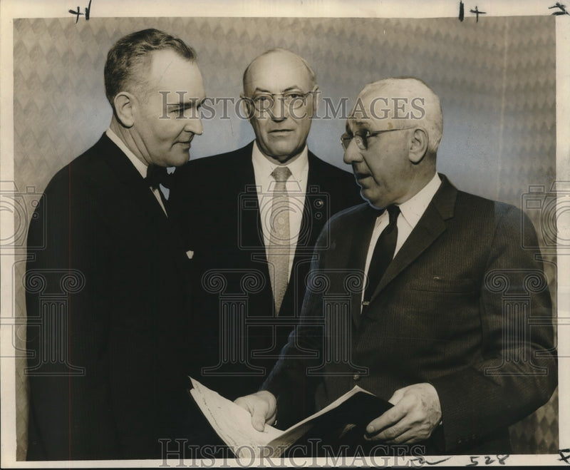 Load image into Gallery viewer, 1960 Press Photo Speakers at the Louisiana Dental Association convention

