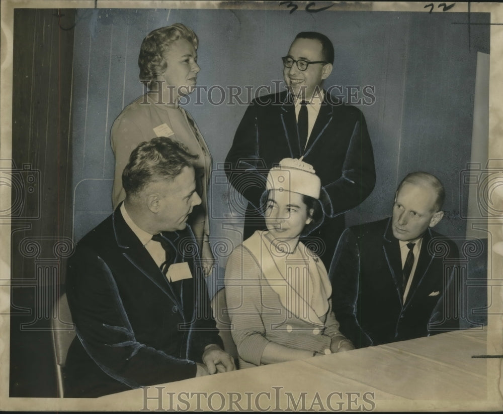 1966 Press Photo League of Women Voters of New Orleans speakers at luncheon